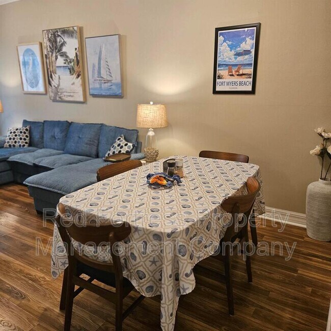 Foto del edificio - 4219 Bellasol Cir