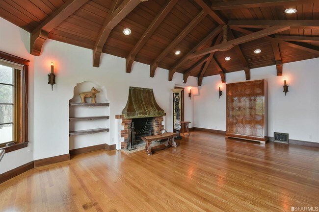 Foto del edificio - 141 Junipero Serra Blvd