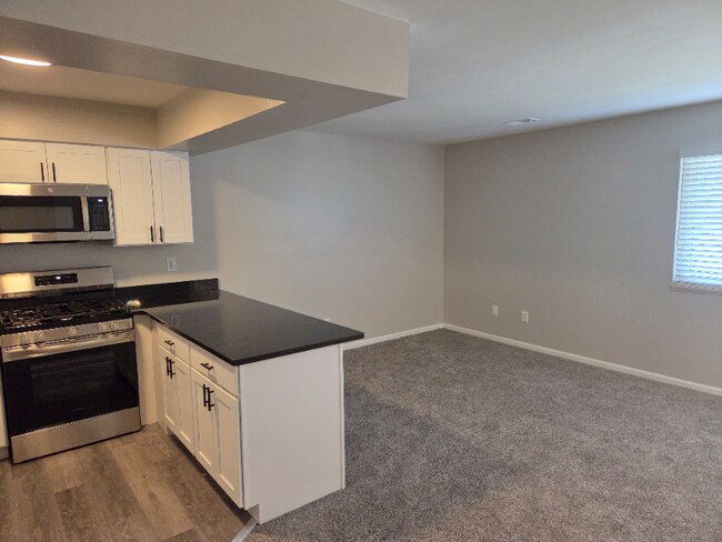 Foto del edificio - 34711 Jefferson Ave