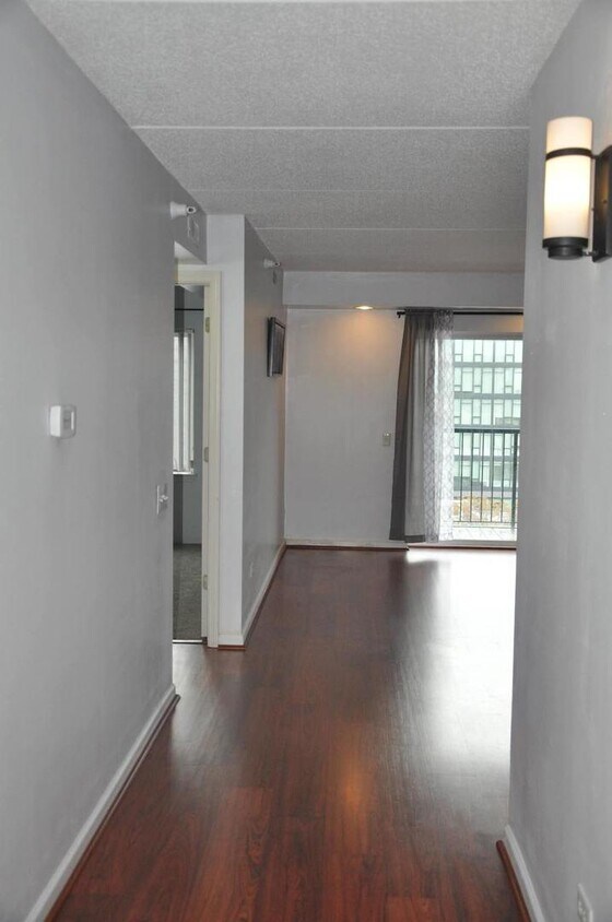 Foto principal - 811 Chicago Ave