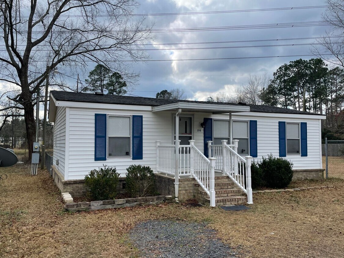 Foto principal - 3 bed / 2 bath ~ Summerville