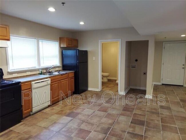 Building Photo - 3100 17th St