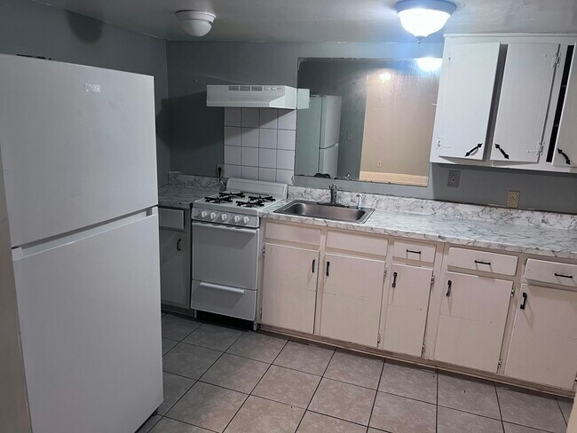 Foto del edificio - 3116 Club House Rd
