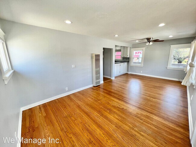 Foto del edificio - 2 br, 1 bath House - 1324 Termino Ave