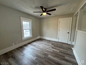 Building Photo - 1166 Bellows St
