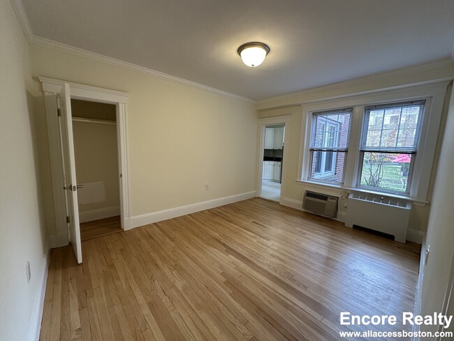 Building Photo - 24 Chauncy St