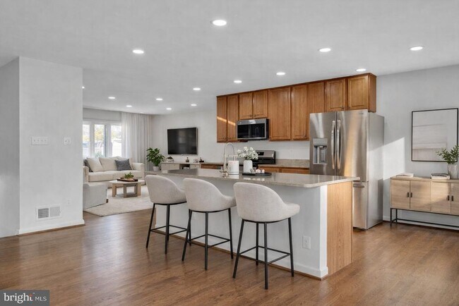 Foto del edificio - 4224 Kinmount Rd