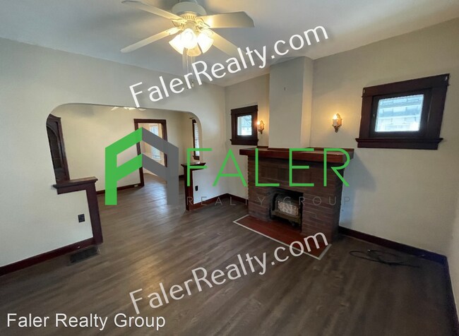 Building Photo - 2 br, 1 bath House - 1631 Watervliet Ave