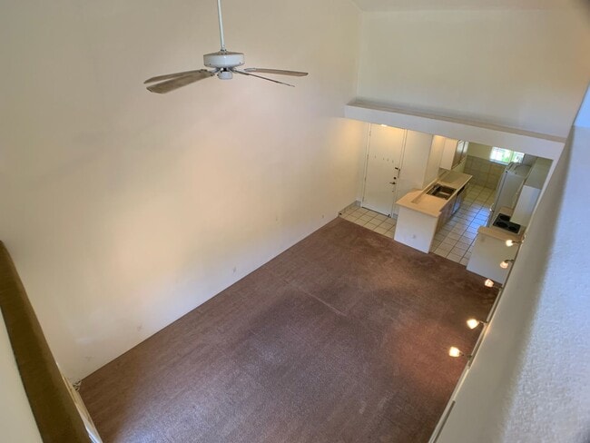 Building Photo - Mililani (Terraces at Launani) - Great Location - 3 bedroom/2 bathrooms, high ceiling & 2 parking