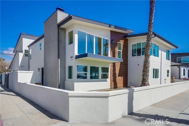 Foto del edificio - 4605 E Ocean Blvd
