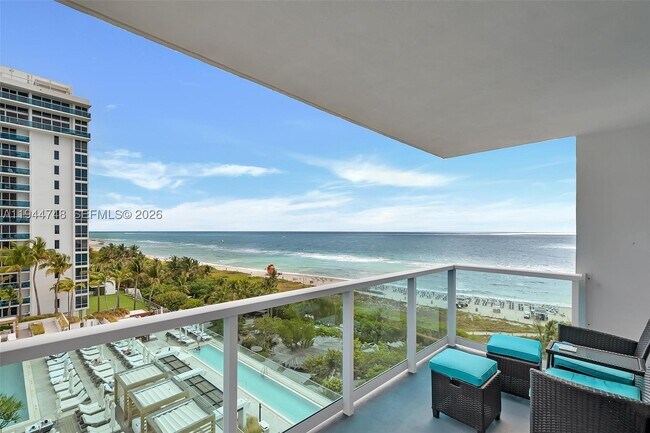 Building Photo - 2301 Collins Ave