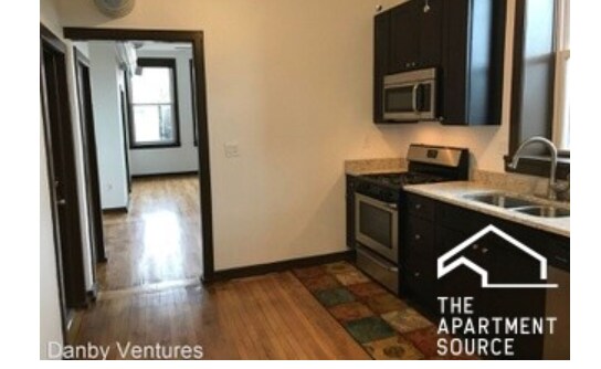 Foto principal - 3119 S Morgan St
