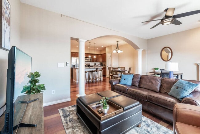 Foto del edificio - 2325 S G St