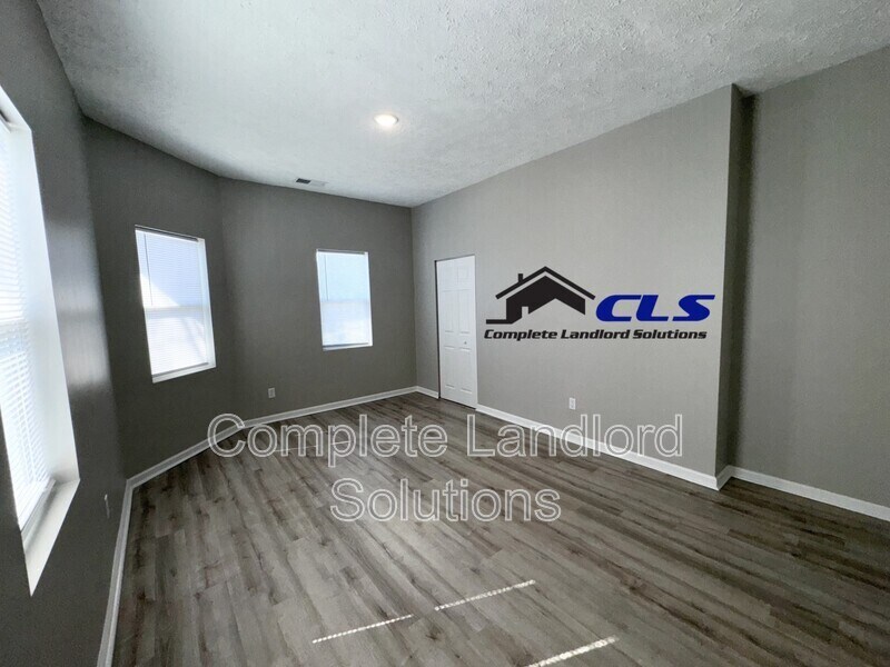 Foto principal - 702 S 8th St