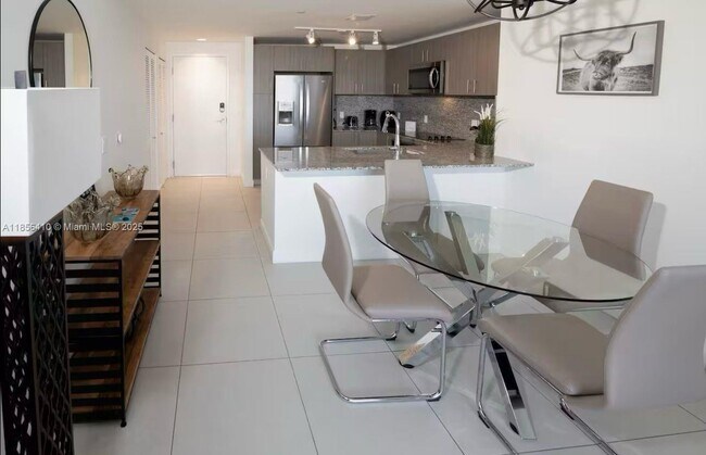 Foto del edificio - 5350 NW 84th Ave
