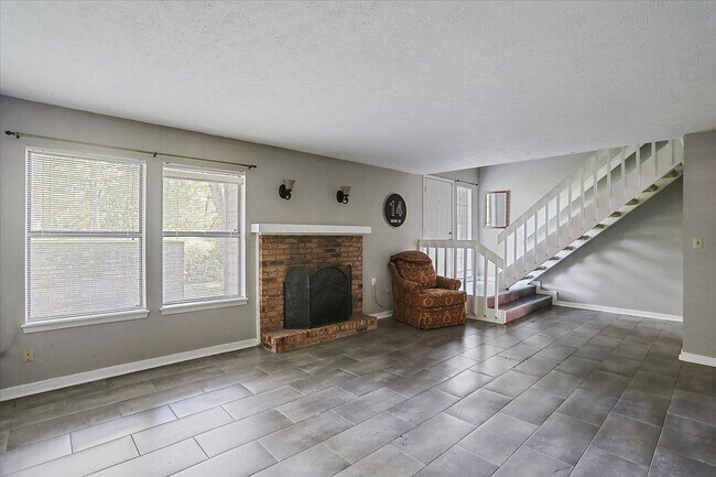 Foto del edificio - 14 Shore Dr