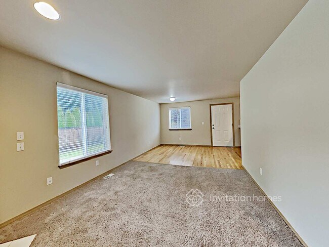 Building Photo - 15567 173rd Ave SE