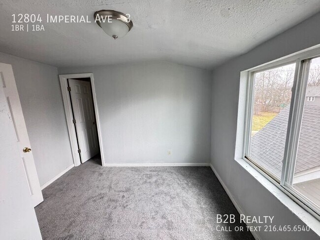 Foto del edificio - 12804 Imperial Ave