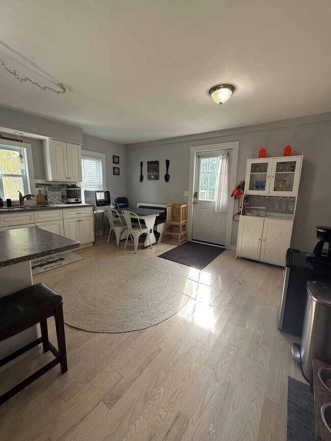 Foto del edificio - 72 Main St