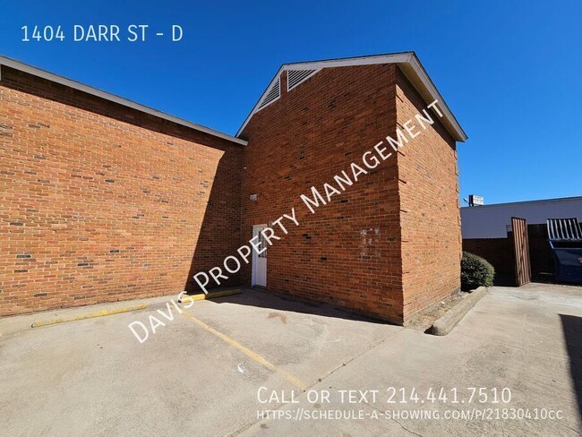 Foto del edificio - 1404 Darr St