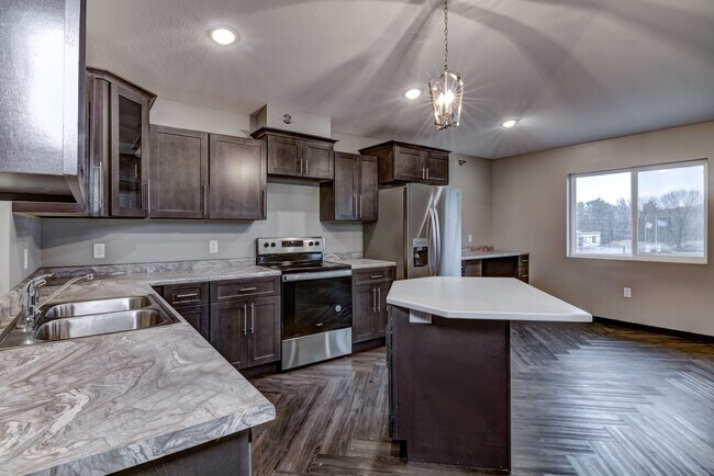 Foto del edificio - Private Entry! 2 Bed, 2 Bath $500 Deposit!