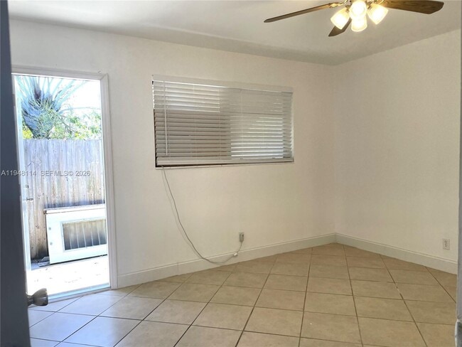 Foto del edificio - 225 NW 23rd St