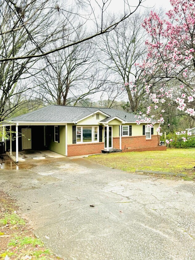1073 Mable St SW, Mableton, GA 30126 House Rental in Mableton, GA