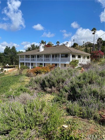 Building Photo - 2742 Sumac Rd