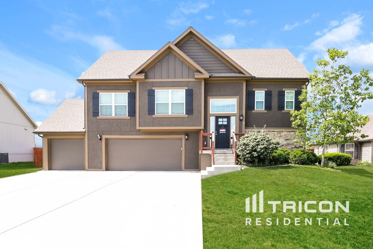 Foto principal - 6901 NE 116th Terr