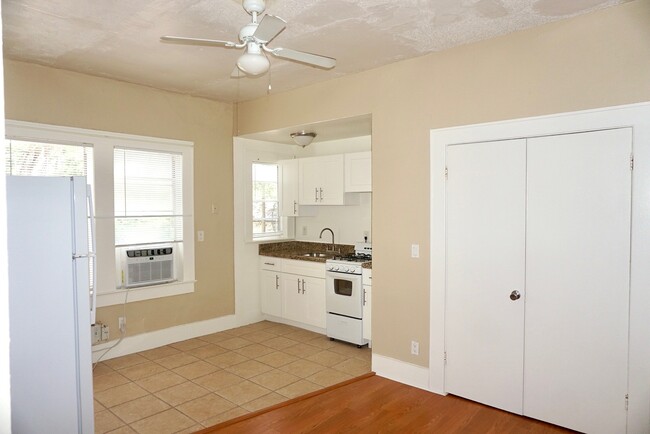 Kitchen - Apache Trail Apartments