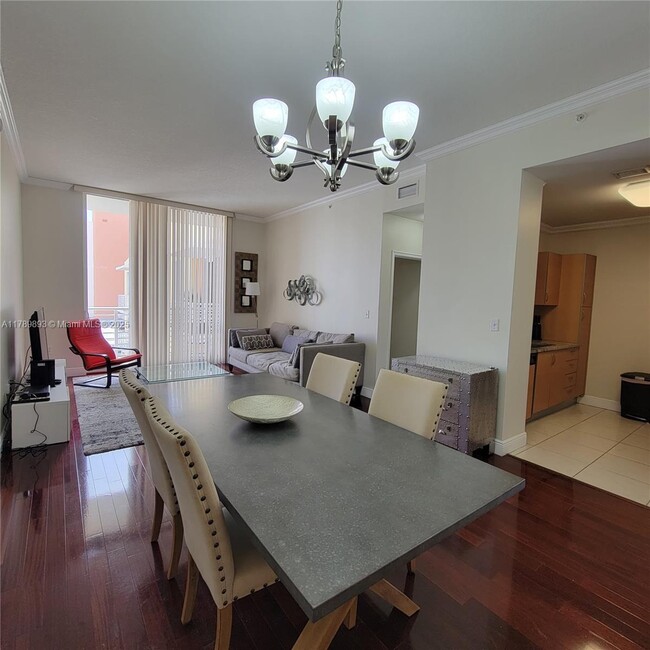 Foto del edificio - 2775 NE 187th St