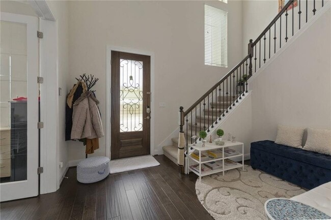 Building Photo - 15609 Cabrillo Way
