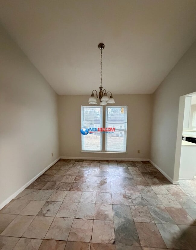 Building Photo - Renovated 4-bedroom house in Norcross