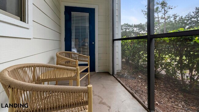 Foto del edificio - 9727 Touchton Rd