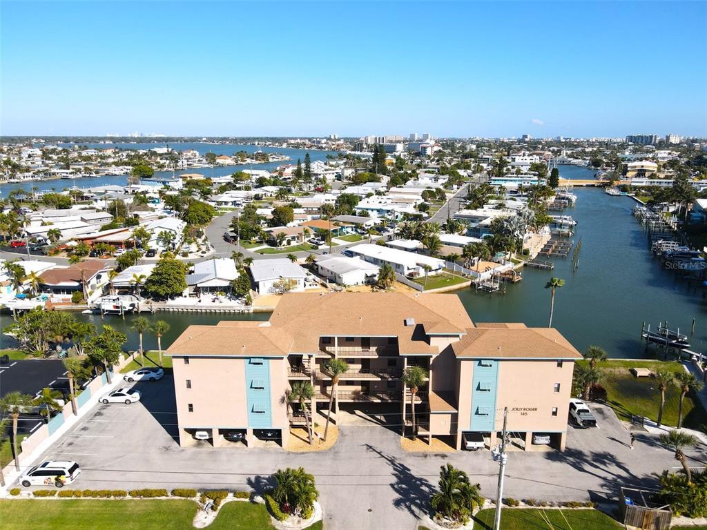 Foto principal - 145 116th Ave