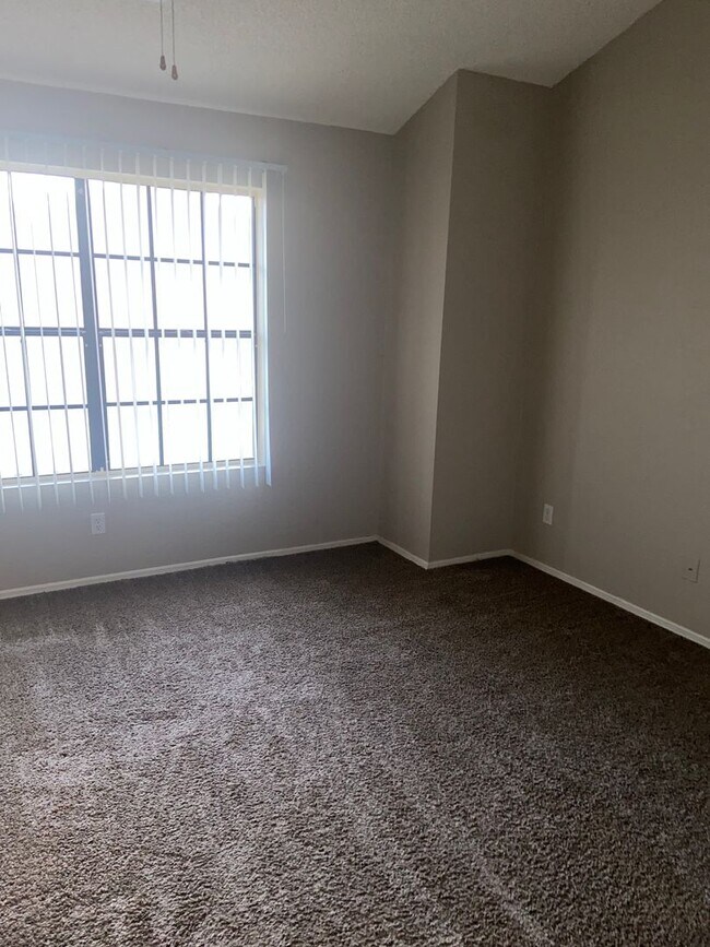 Foto del edificio - Mesa townhome at University and Longmore