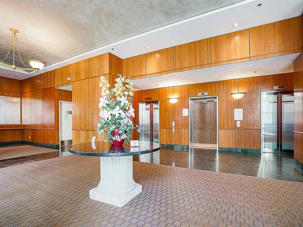 438 Seymour St, Vancouver, BC V6B 6H4 Apartments 438 Seymour St Vancouver, BC