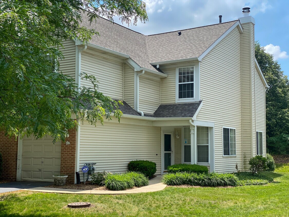 Foto principal - 2972 Waters Edge Cir