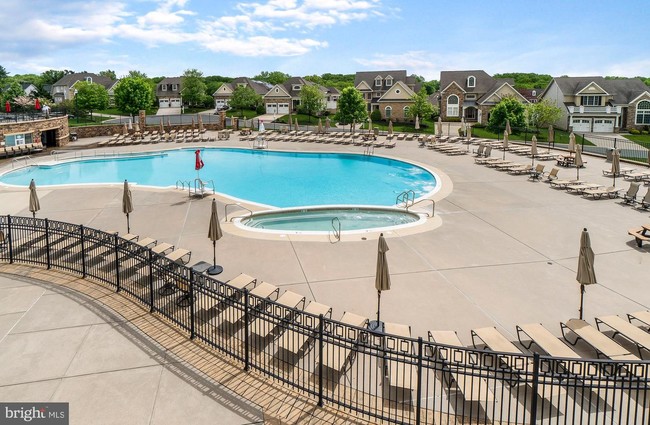 Foto del edificio - 229 Whirlaway Ln