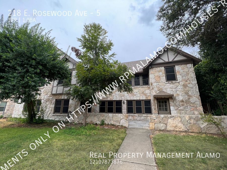 Foto principal - 218 E Rosewood Ave