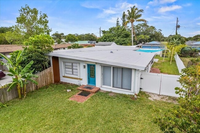 Building Photo - 215 Jefferson Ave