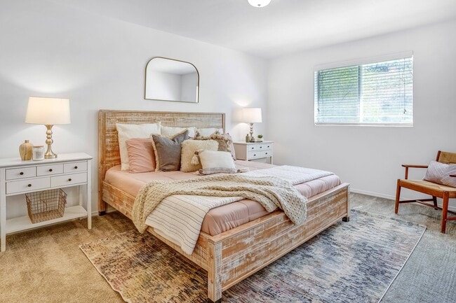 Spacious Bedrooms that Fit King Size Beds - Windmill Cove