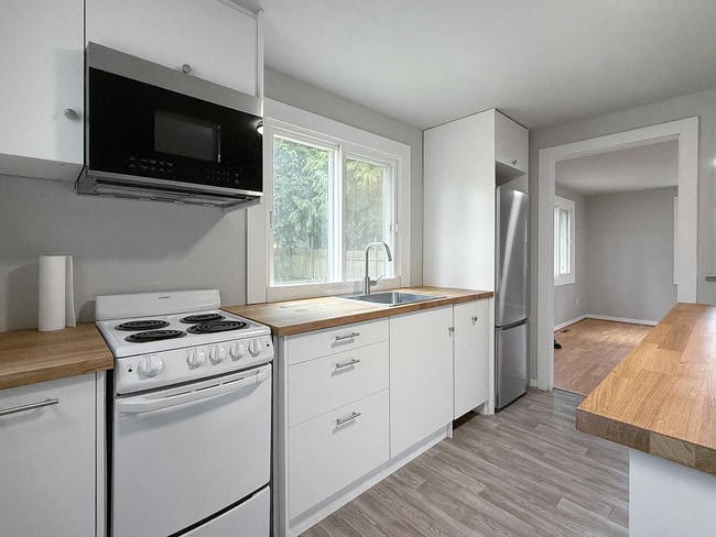 Foto del edificio - 12060 10th Ave S