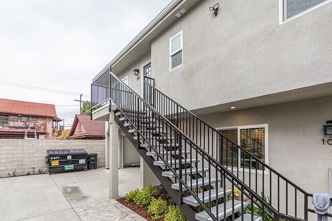 Foto del edificio - 316 S Reese Pl