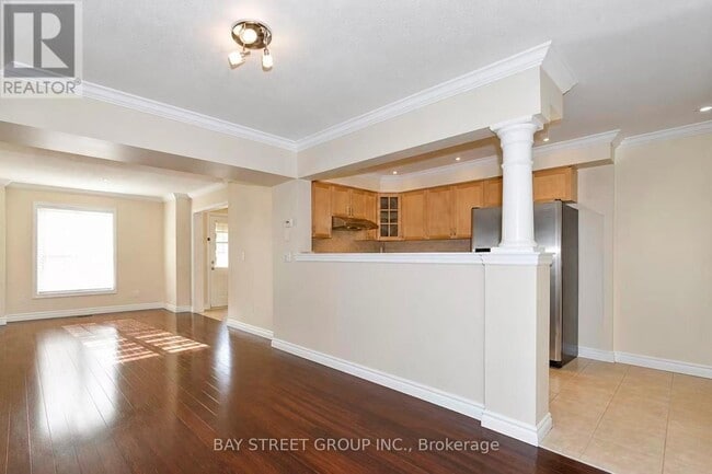 Building Photo - 506 Bur Oak Ave