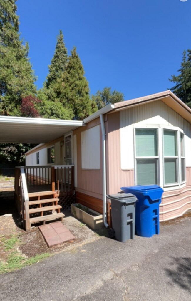 Foto del edificio - Fir Grove Mobile Park