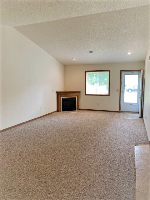 Foto del edificio - 851 E Prairie Ln