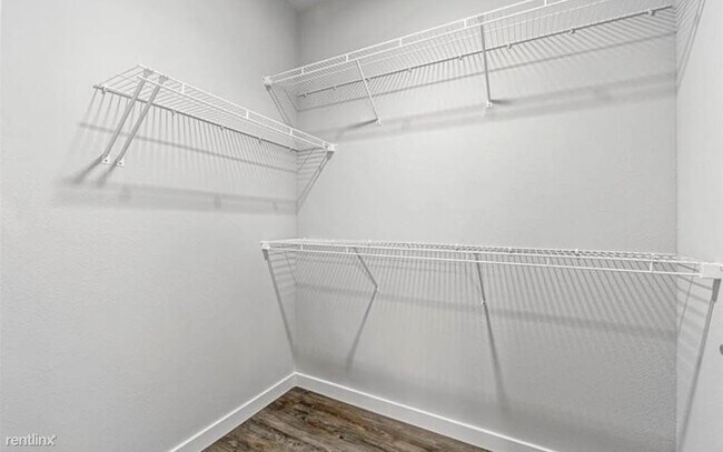 Foto del edificio - 2 br, 2 bath Condo - 1590 W Frontier Pkwy