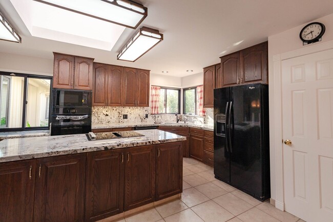 Building Photo - Newly Updated Sprawling Estate on One of M...