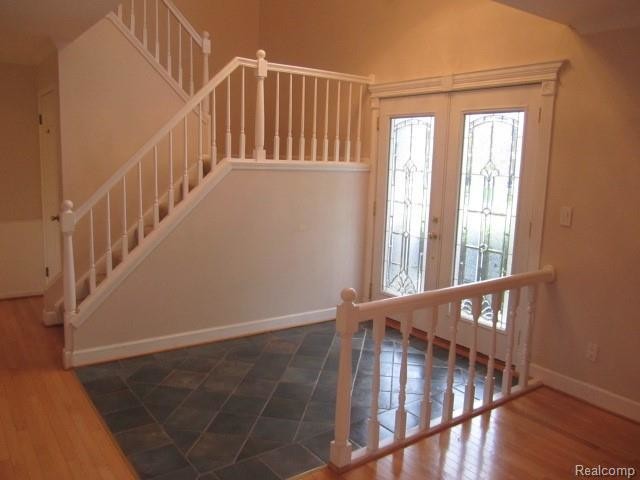 Building Photo - 2112 Chalet Dr